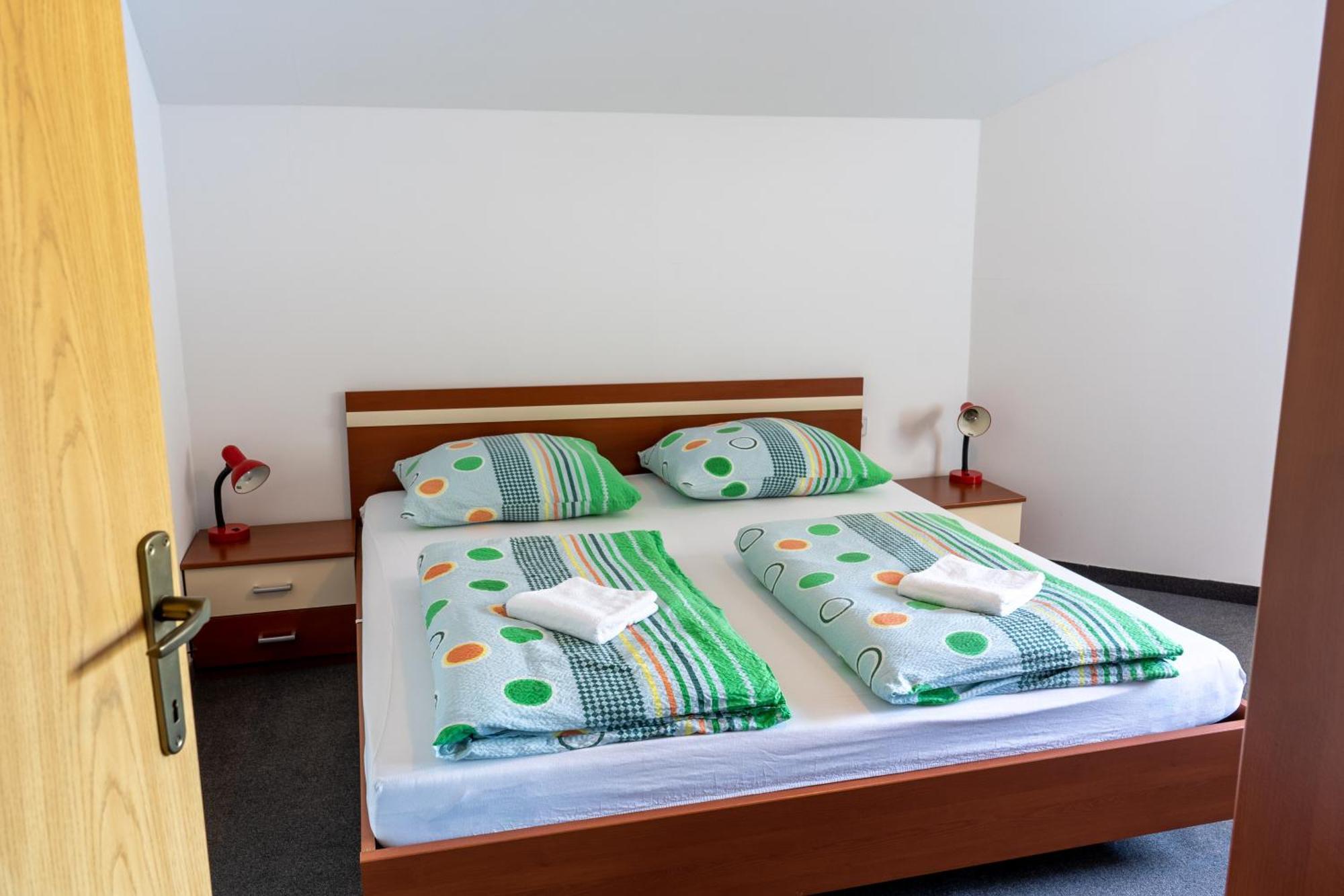 Penzion Ob Ribniku Podlehnik Ngoại thất bức ảnh
